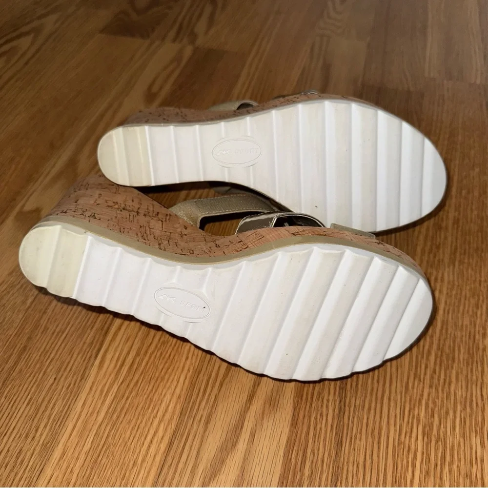 Anne Klein Sport Gold Metallic Cork Wedge‎ Sandals sz 9.5